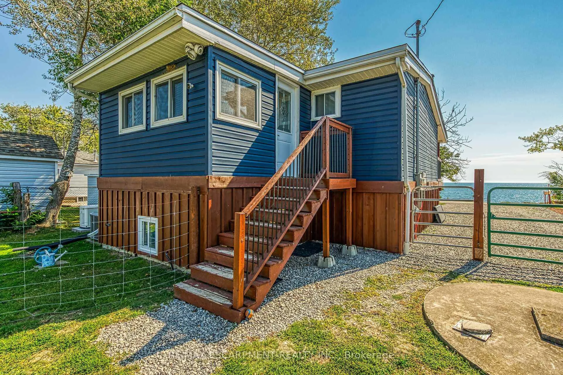 Photo 31 of 1645 Lakeshore Road, Haldimand — HOMEH