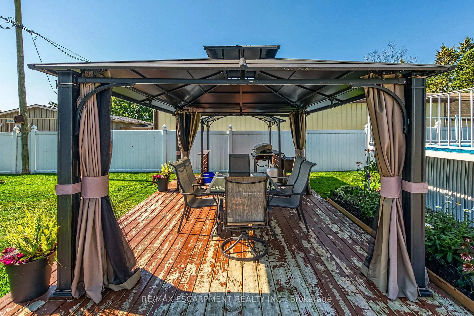 Photo 34 of 1645 Lakeshore Road, Haldimand — HOMEH
