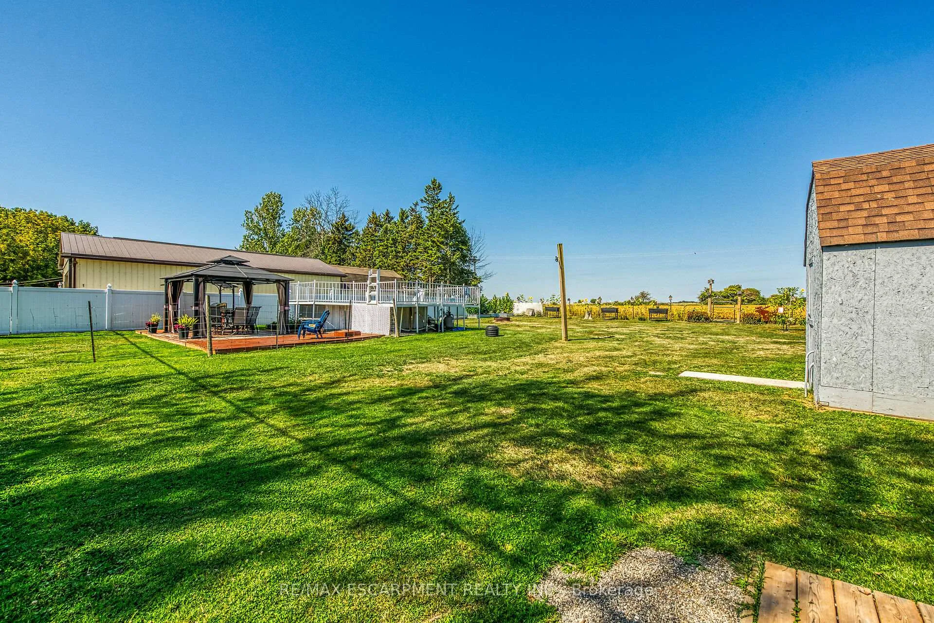 Photo 41 of 1645 Lakeshore Road, Haldimand — HOMEH