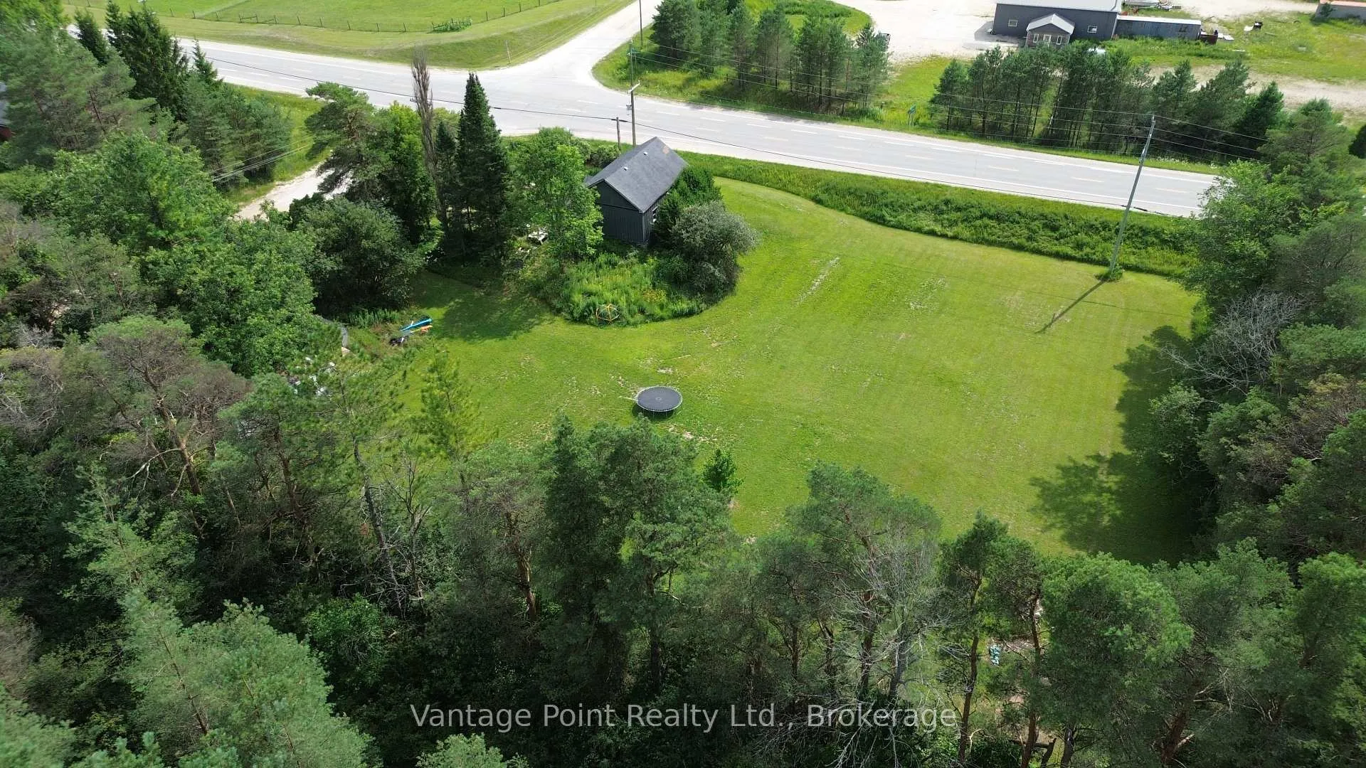 Photo 5 of 560335 70 Side Road, Chatsworth — HOMEH