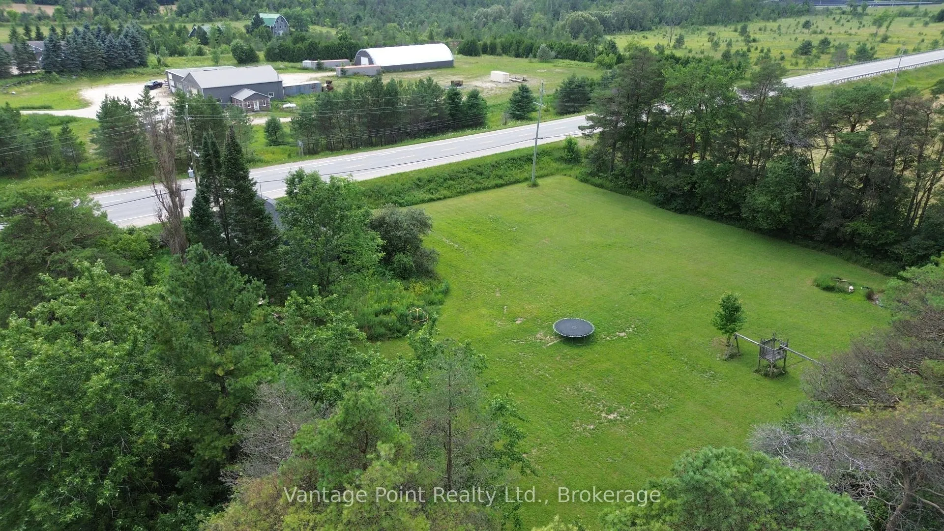 Photo 9 of 560335 70 Side Road, Chatsworth — HOMEH