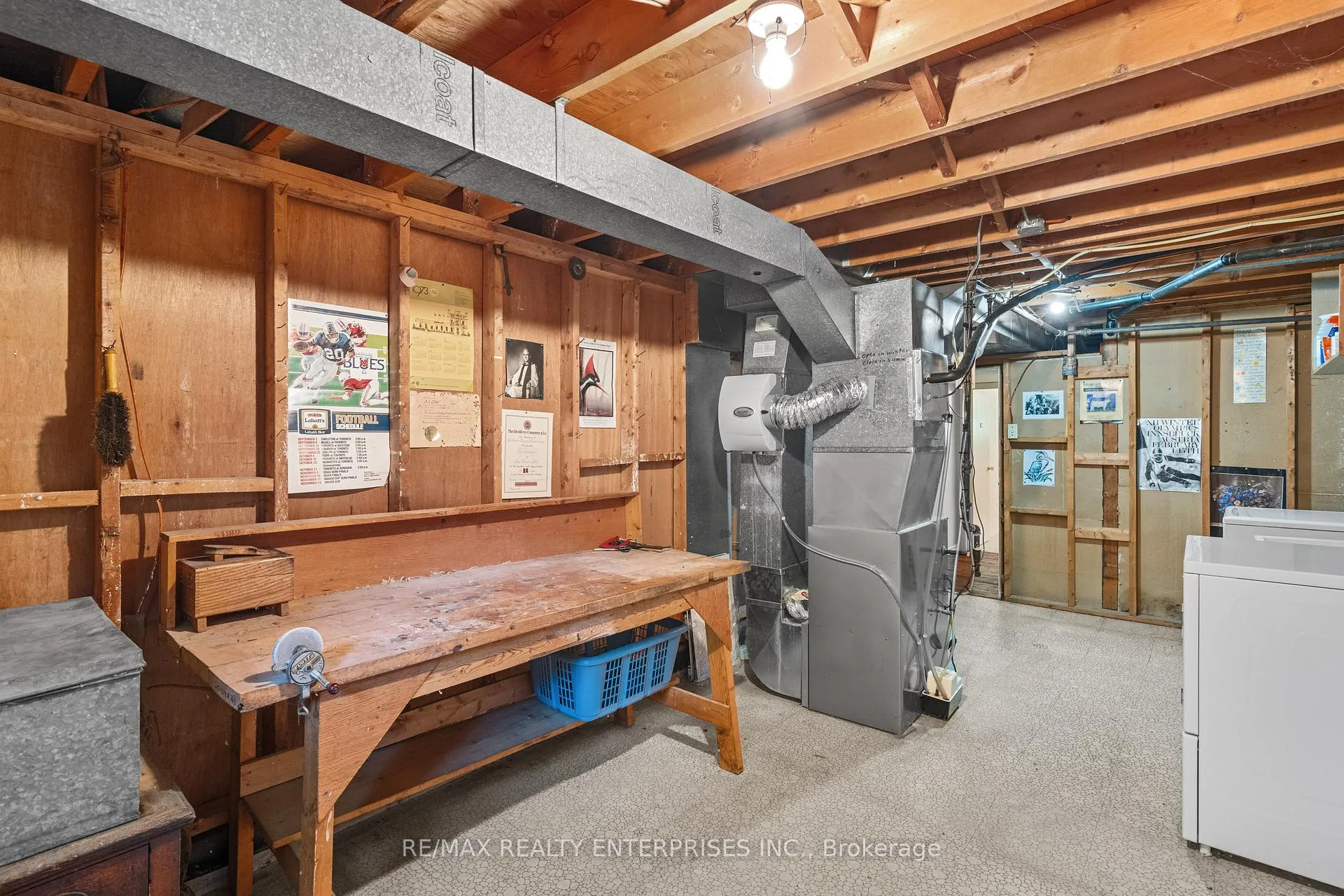 Photo 25 of 1245 Lakeview Drive, Oakville, Falgarwood — HOMEH