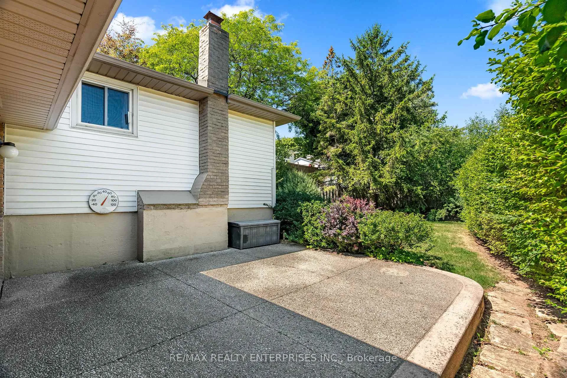 Photo 27 of 1245 Lakeview Drive, Oakville, Falgarwood — HOMEH