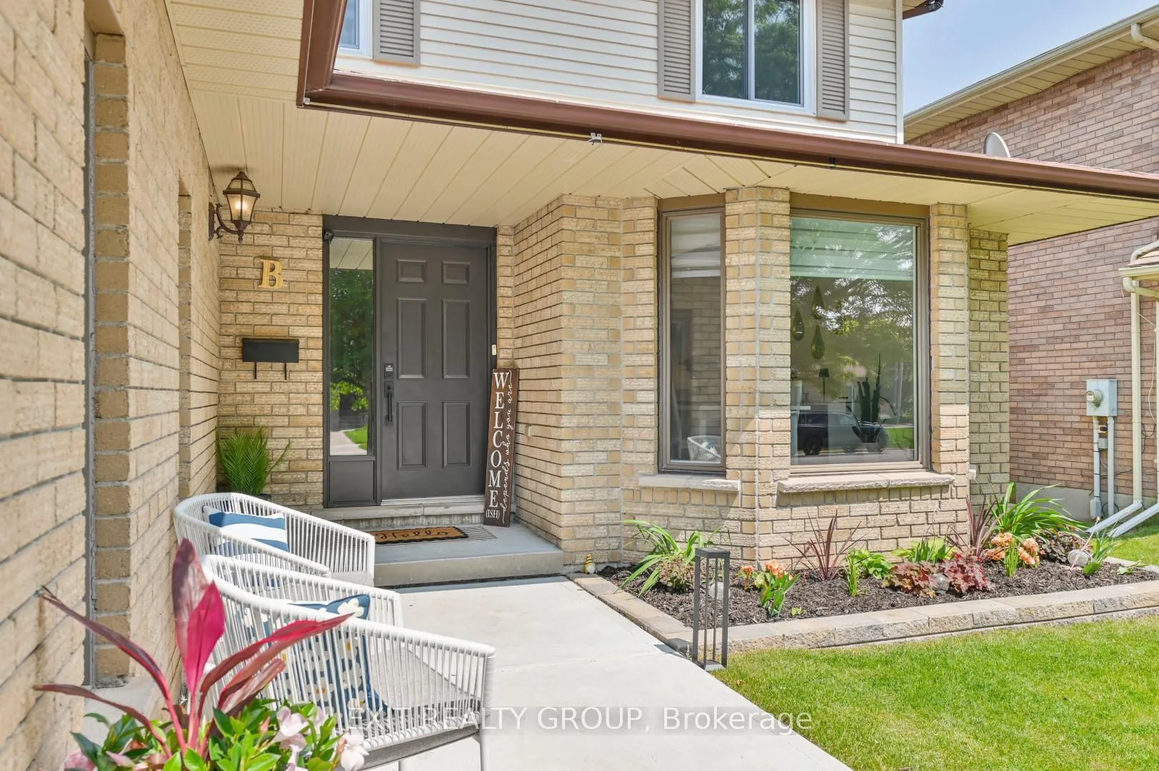 Photo 3 of 33 Dungannon Drive, Belleville — HOMEH