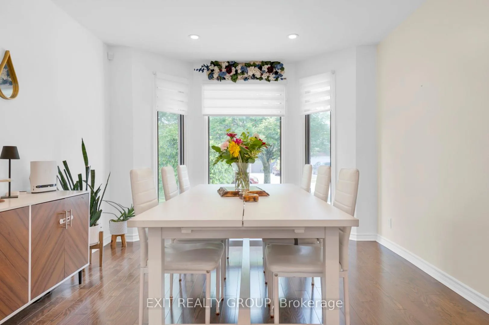 Photo 6 of 33 Dungannon Drive, Belleville — HOMEH