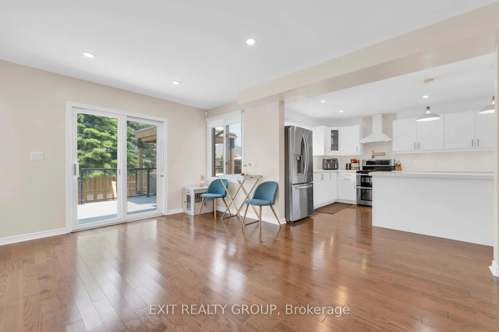 Photo 11 of 33 Dungannon Drive, Belleville — HOMEH