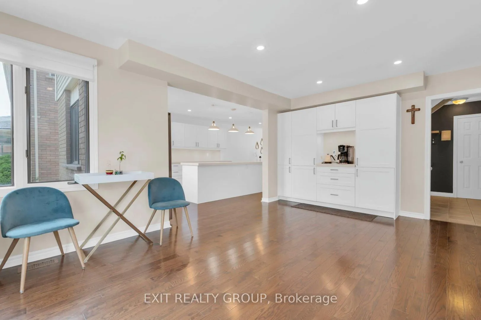 Photo 12 of 33 Dungannon Drive, Belleville — HOMEH