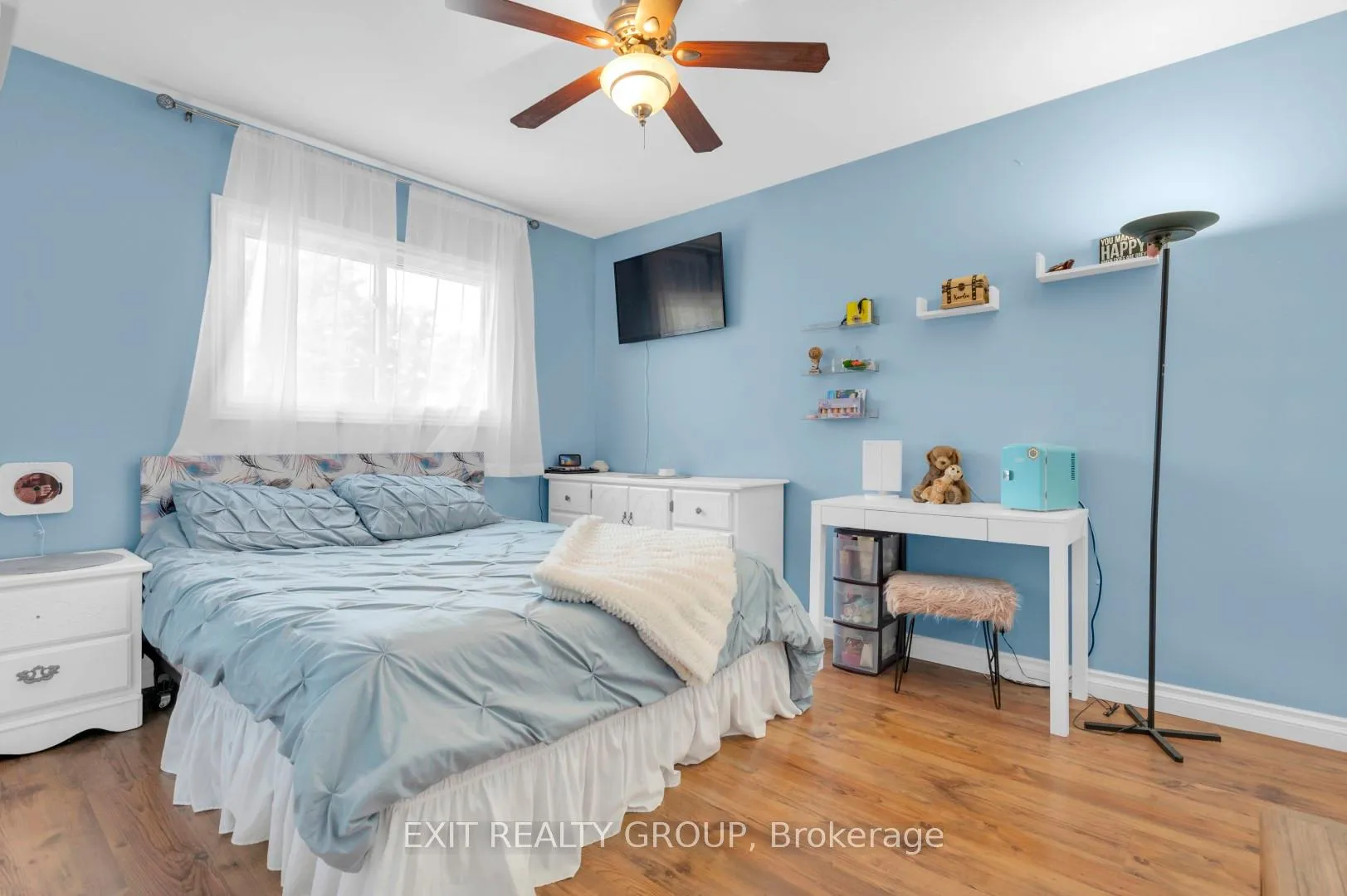 Photo 17 of 33 Dungannon Drive, Belleville — HOMEH