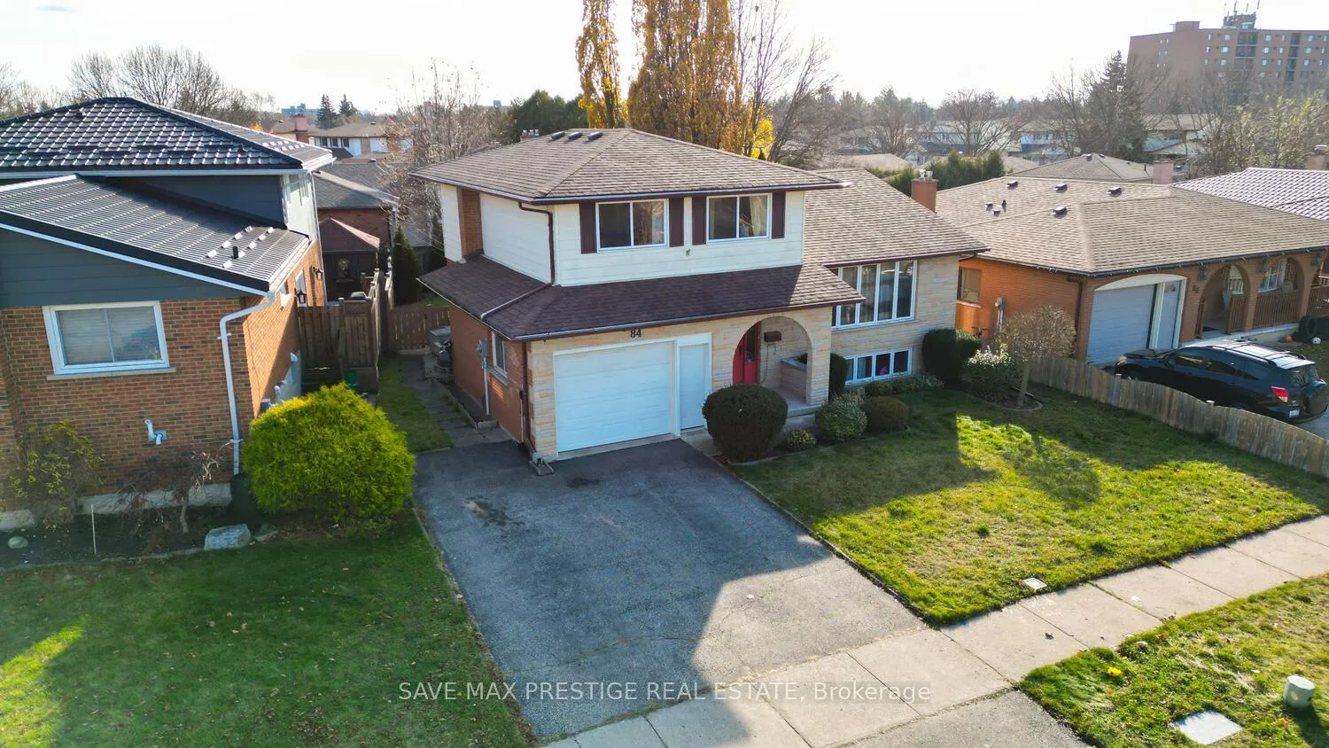 Photo 2 of 84 Wimbleton Crescent, Kitchener — HOMEH