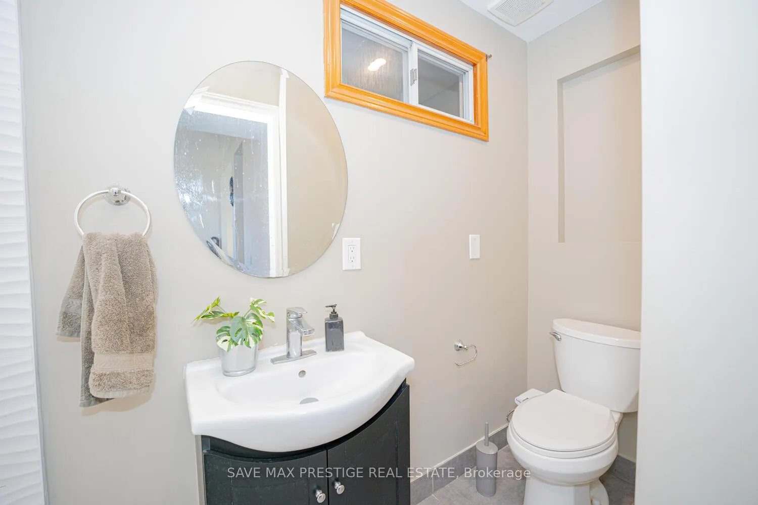 Photo 16 of 84 Wimbleton Crescent, Kitchener — HOMEH