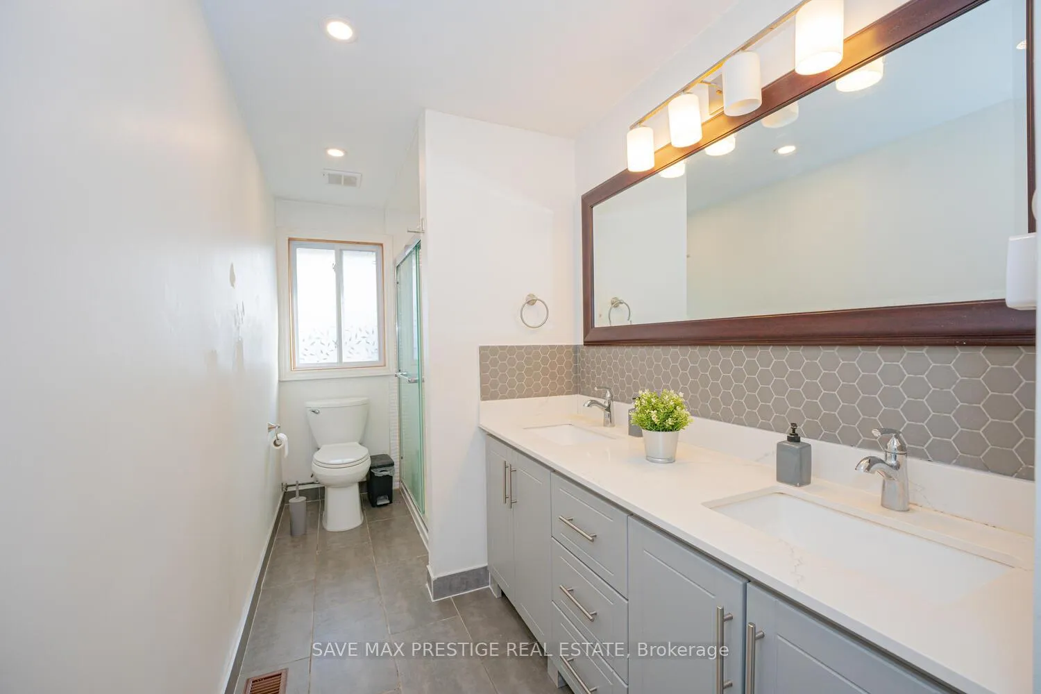 Photo 26 of 84 Wimbleton Crescent, Kitchener — HOMEH