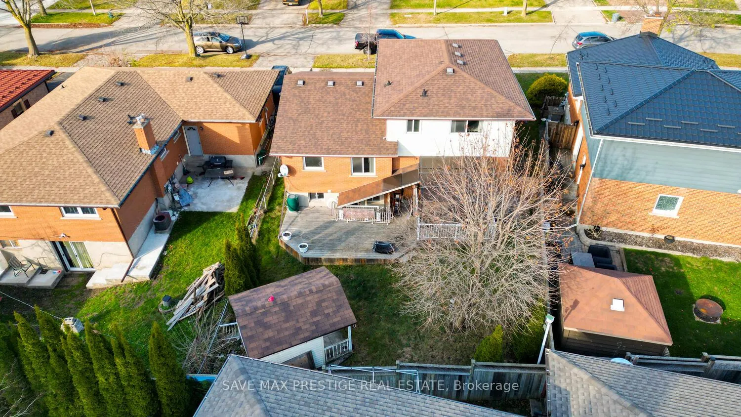 Photo 38 of 84 Wimbleton Crescent, Kitchener — HOMEH
