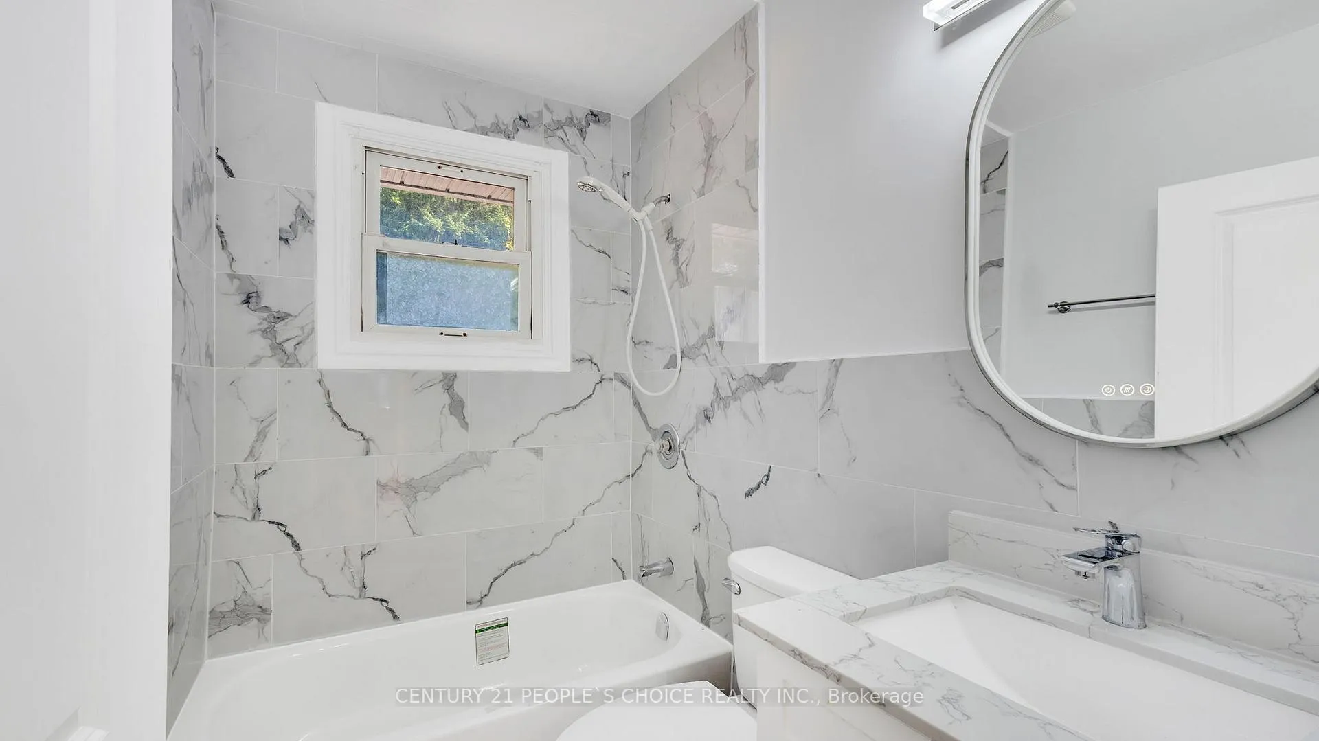 Photo 14 of 105 Byng Avenue, Oshawa, Centennial — HOMEH