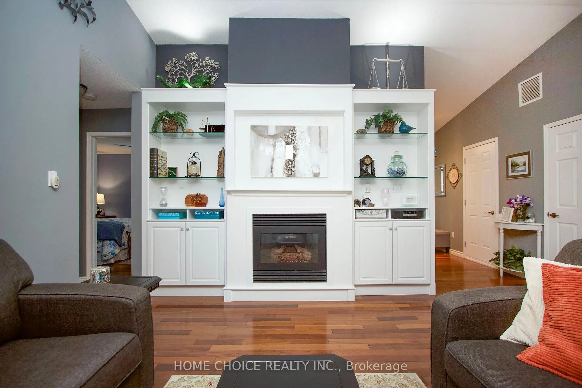 Photo 9 of 29 Cornerbrook Court, Clarington, Newcastle — HOMEH