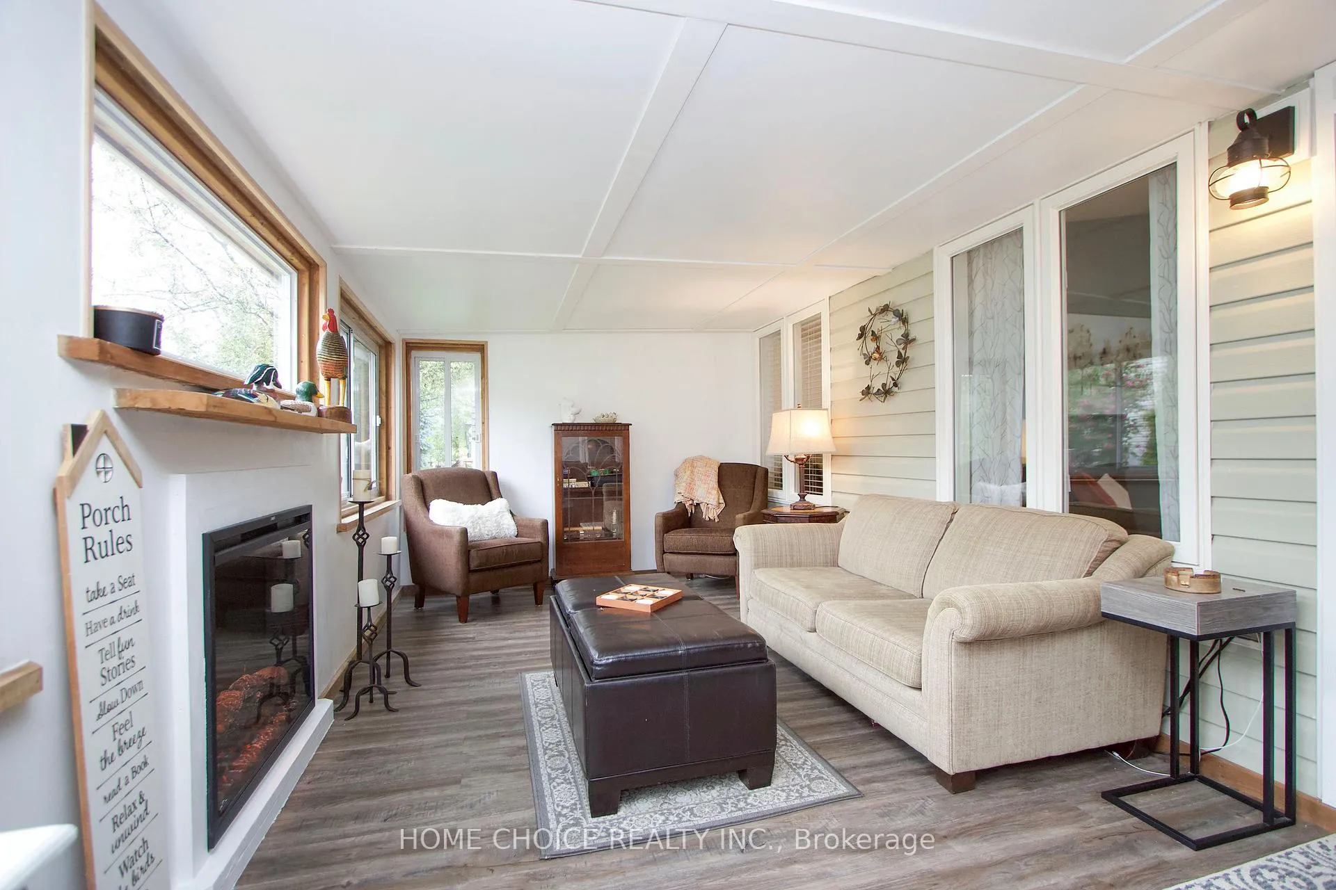 Photo 19 of 29 Cornerbrook Court, Clarington, Newcastle — HOMEH