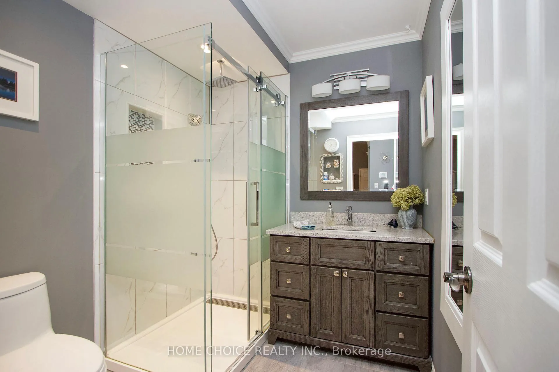 Photo 26 of 29 Cornerbrook Court, Clarington, Newcastle — HOMEH