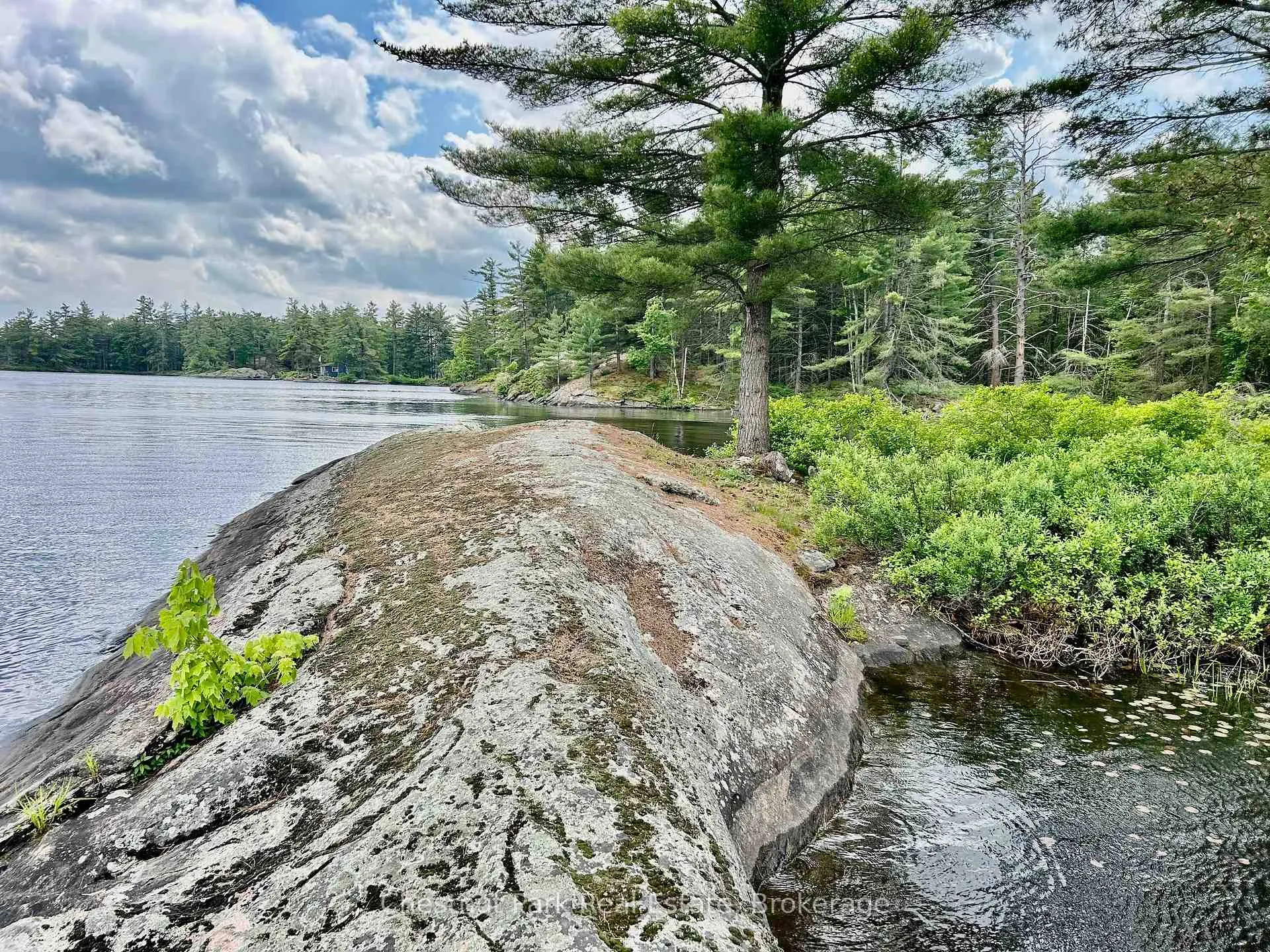 Photo 27 of Part 2 Burnt Island, Gravenhurst — HOMEH