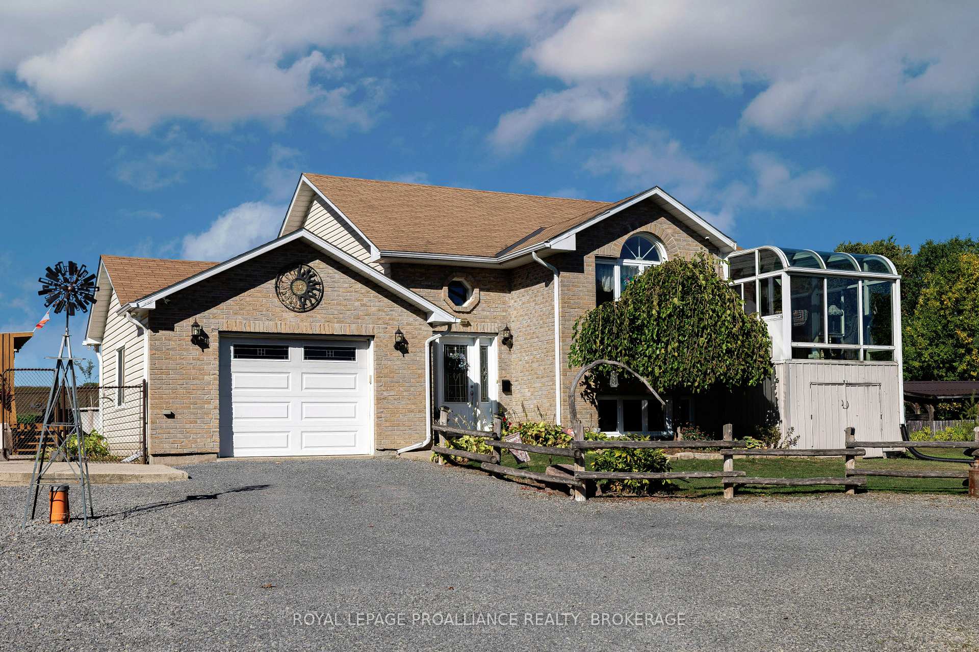 Front of 270 Mount Chesney Road