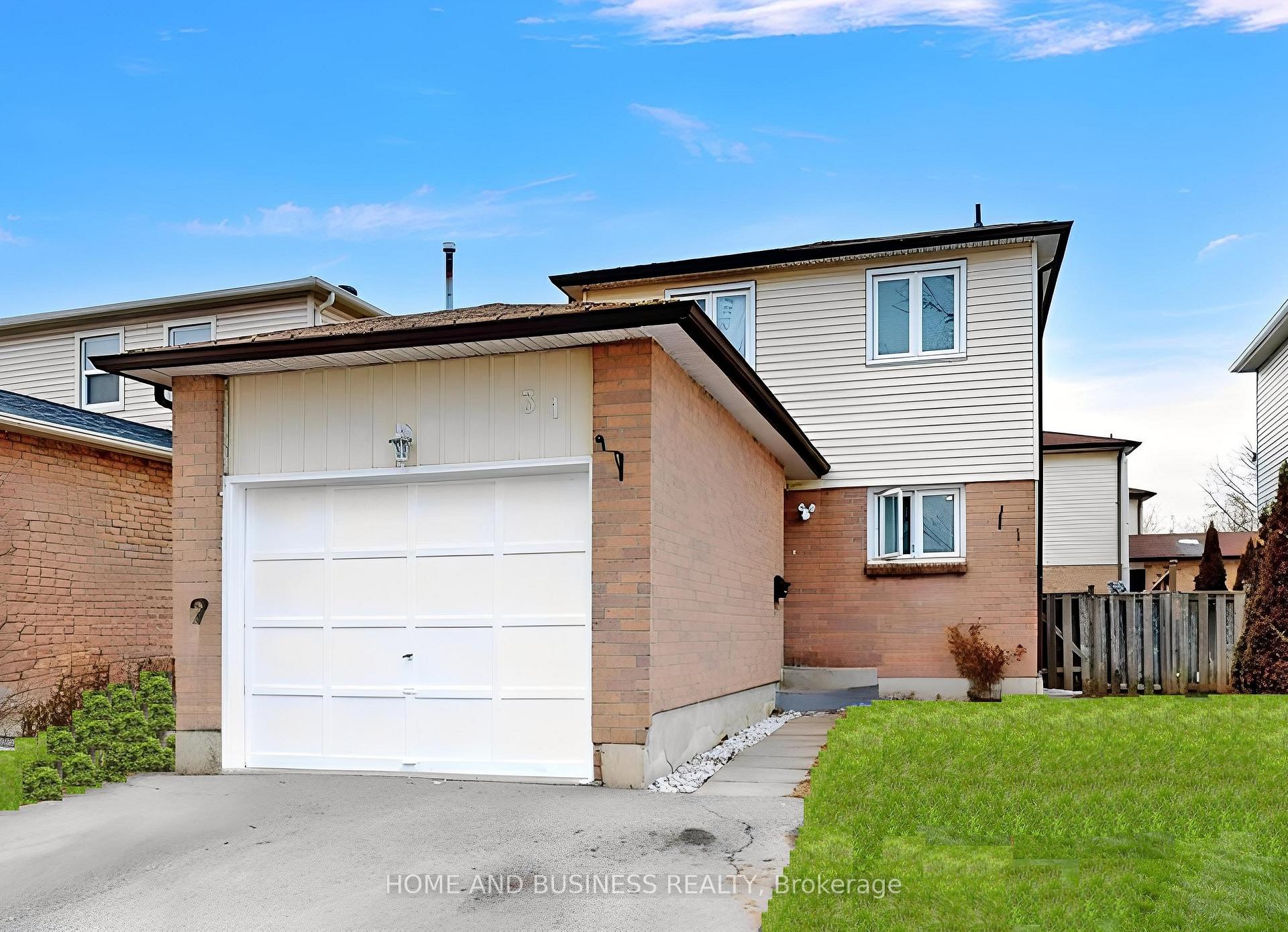 Front of 31 Greenleaf Crescent