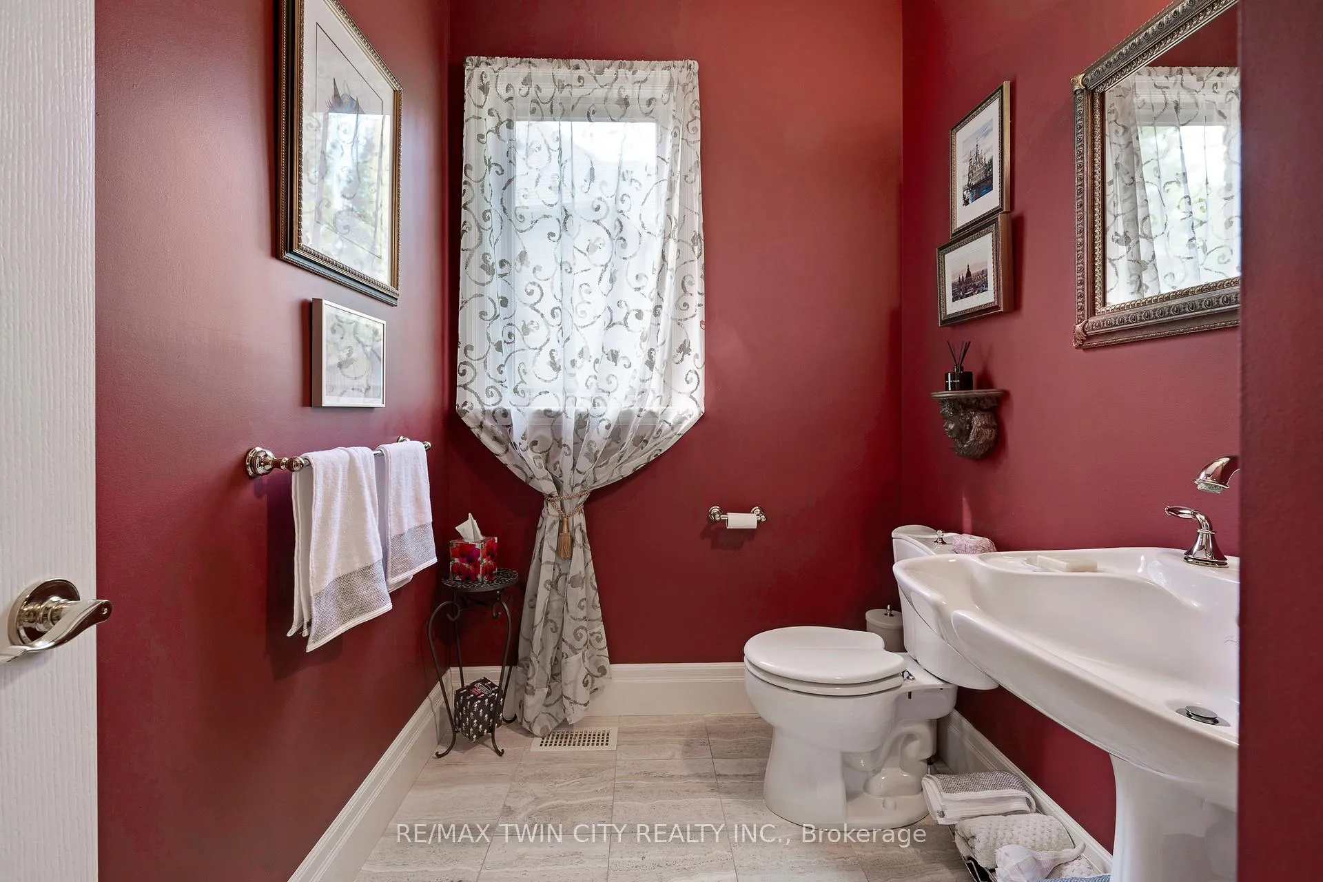 Photo 9 of 273 Carrington Place, Waterloo — HOMEH