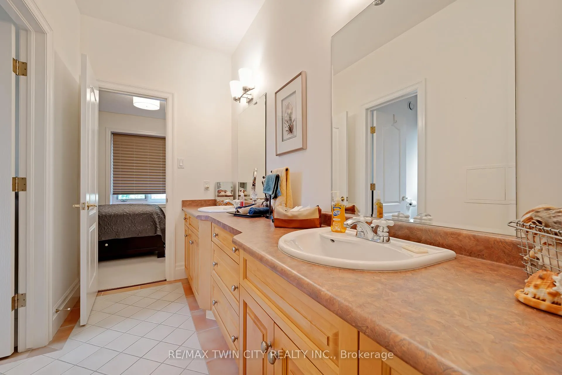 Photo 29 of 273 Carrington Place, Waterloo — HOMEH
