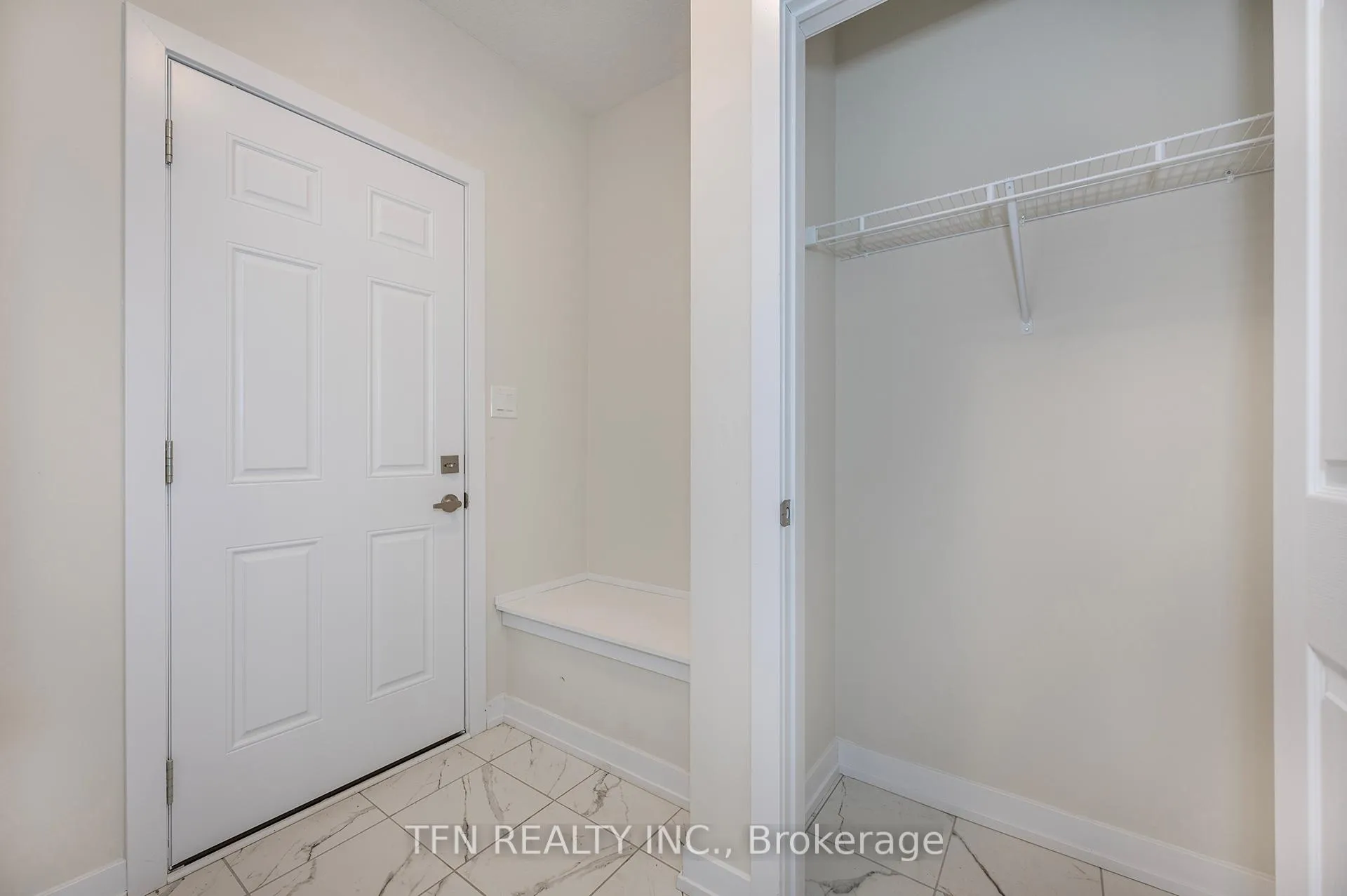 Photo 28 of 71 Wintergreen Crescent, Haldimand — HOMEH