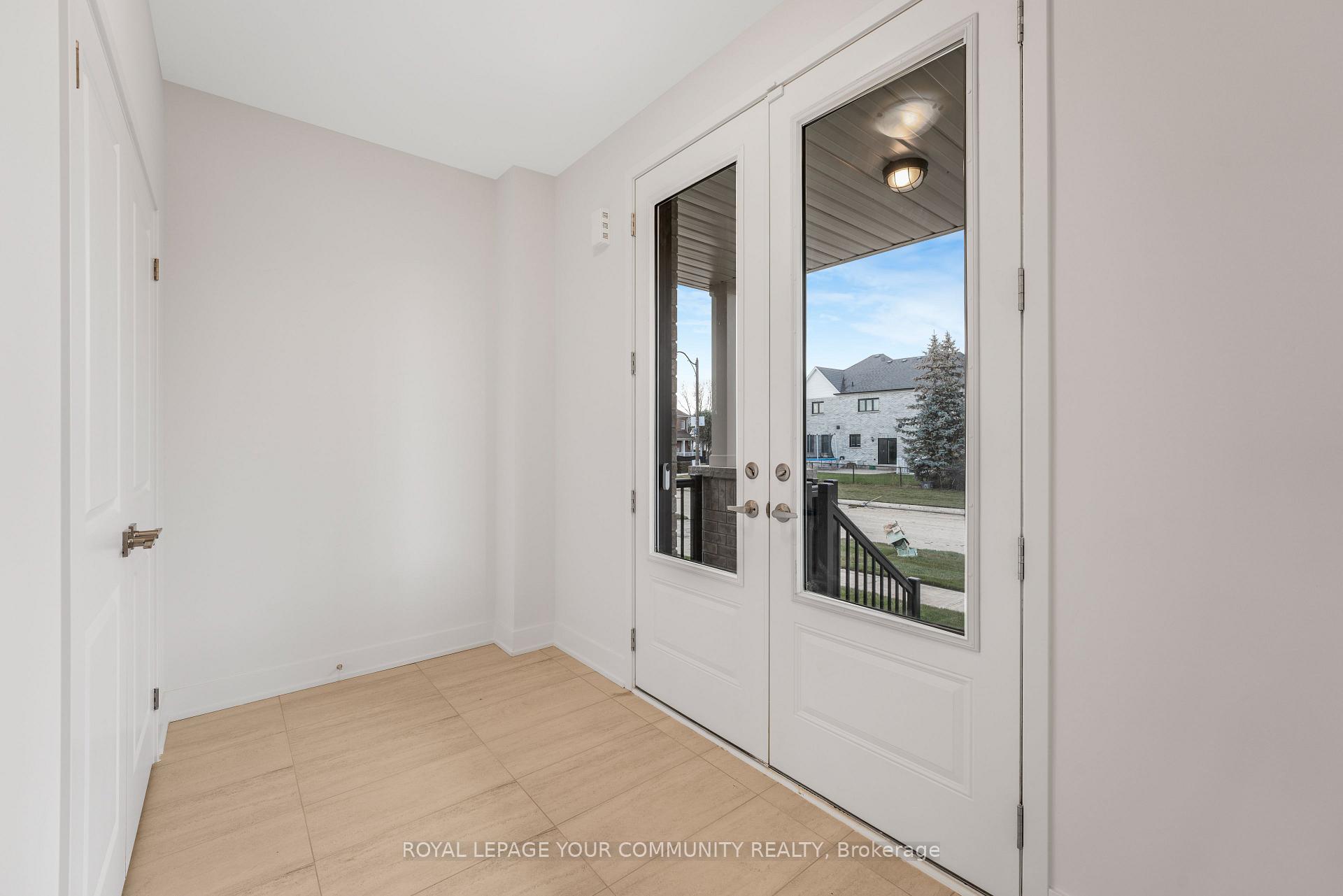 Photo 4 of 46 Altamira Road, Brampton, Vales of Castlemore — HOMEH