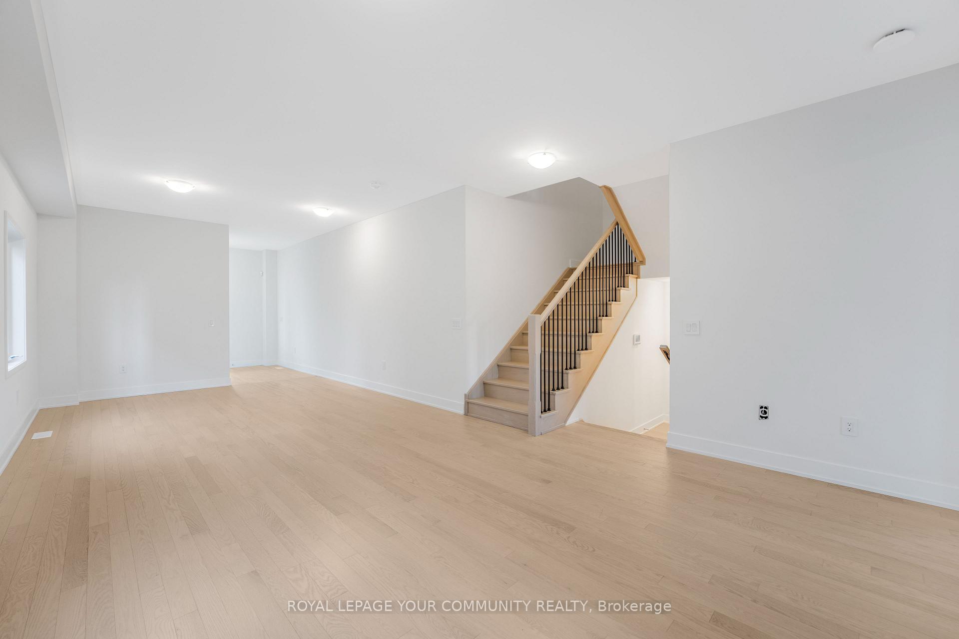 Photo 6 of 46 Altamira Road, Brampton, Vales of Castlemore — HOMEH