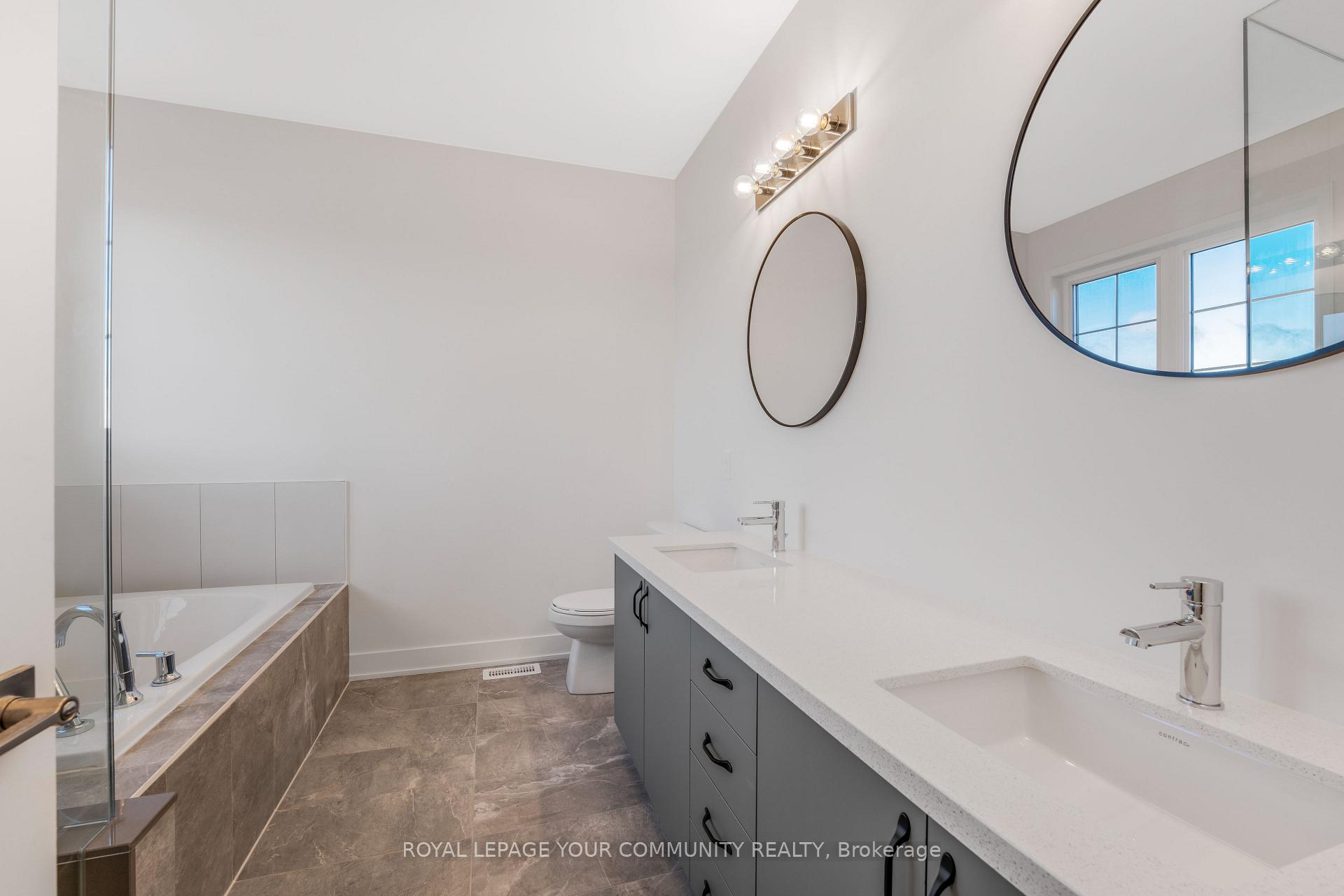 Photo 19 of 46 Altamira Road, Brampton, Vales of Castlemore — HOMEH