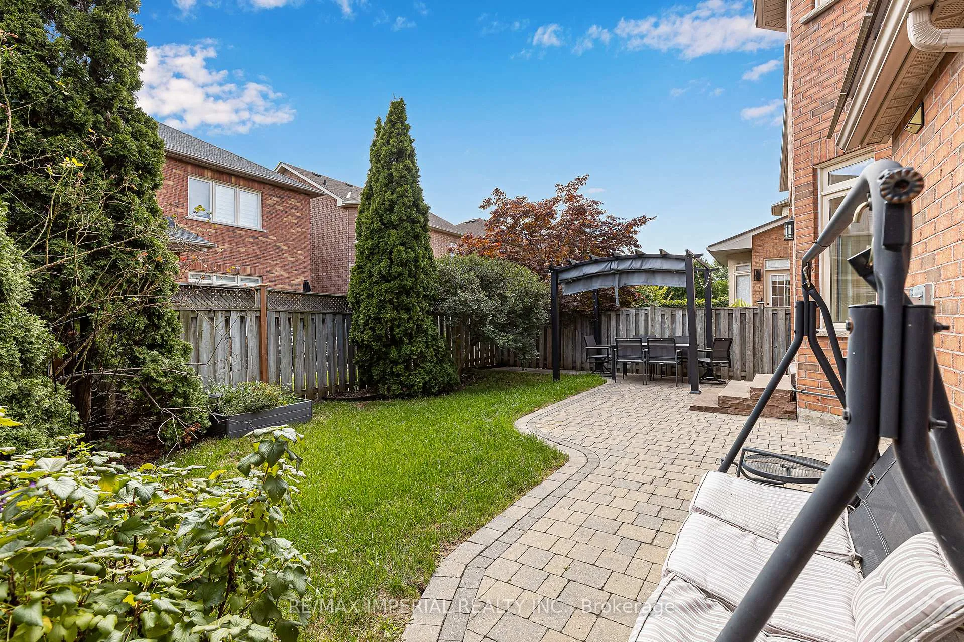 Photo 46 of 59 Amparo Drive, Vaughan, Vellore Village — HOMEH