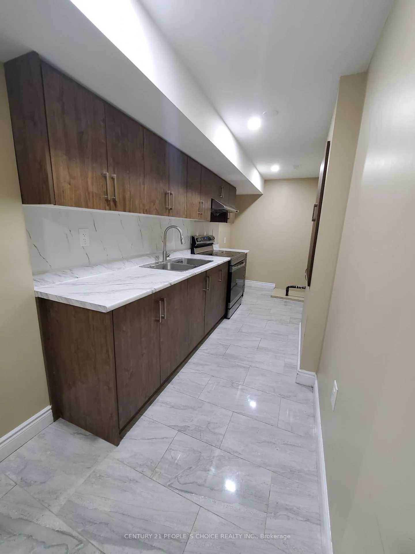 Photo 30 of 23 Saddlebrook Court, Kitchener — HOMEH
