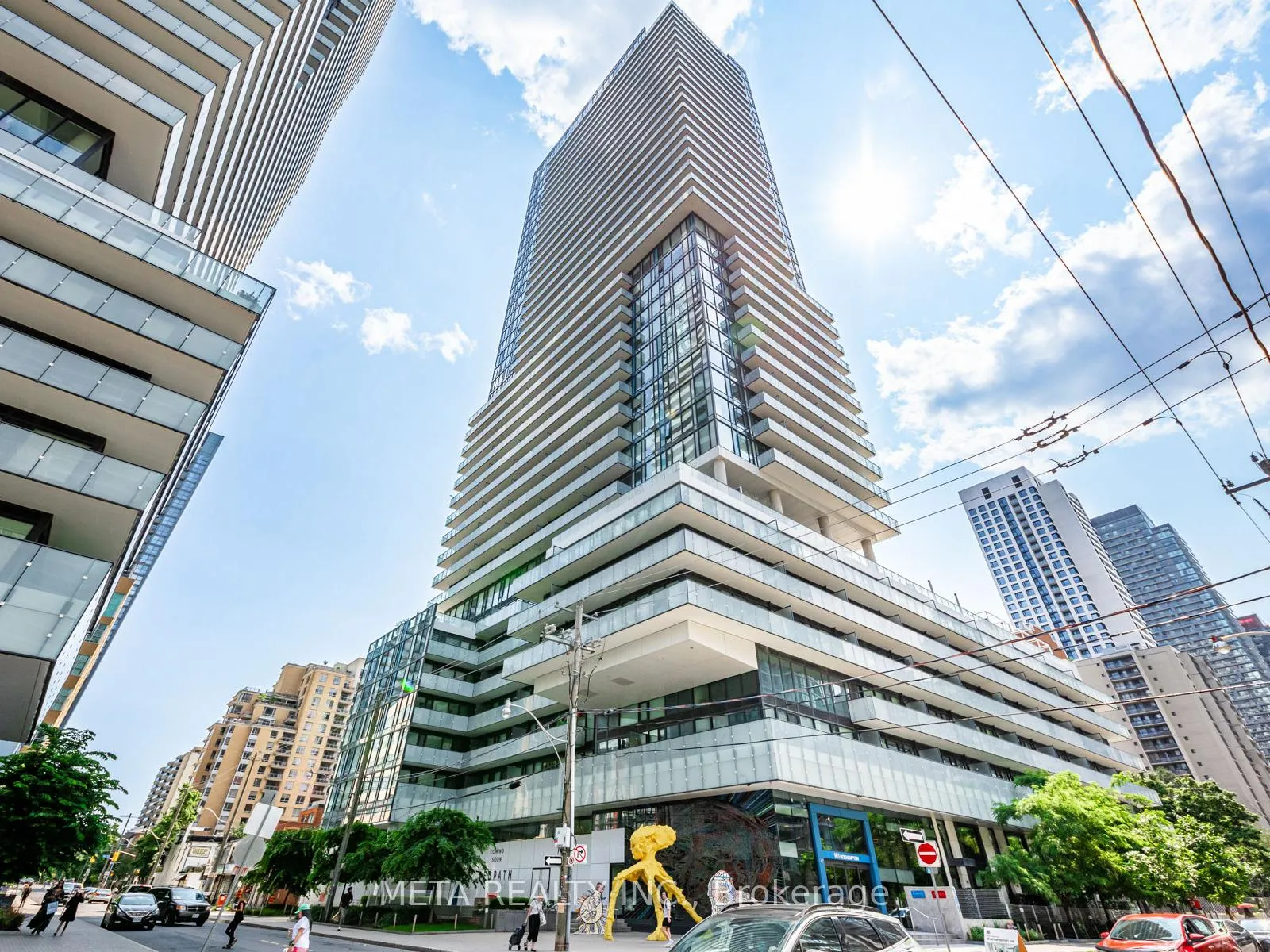 Photo 1 of Unit 2210, 161 Roehampton Avenue E, Toronto, Mount Pleasant West — HOMEH