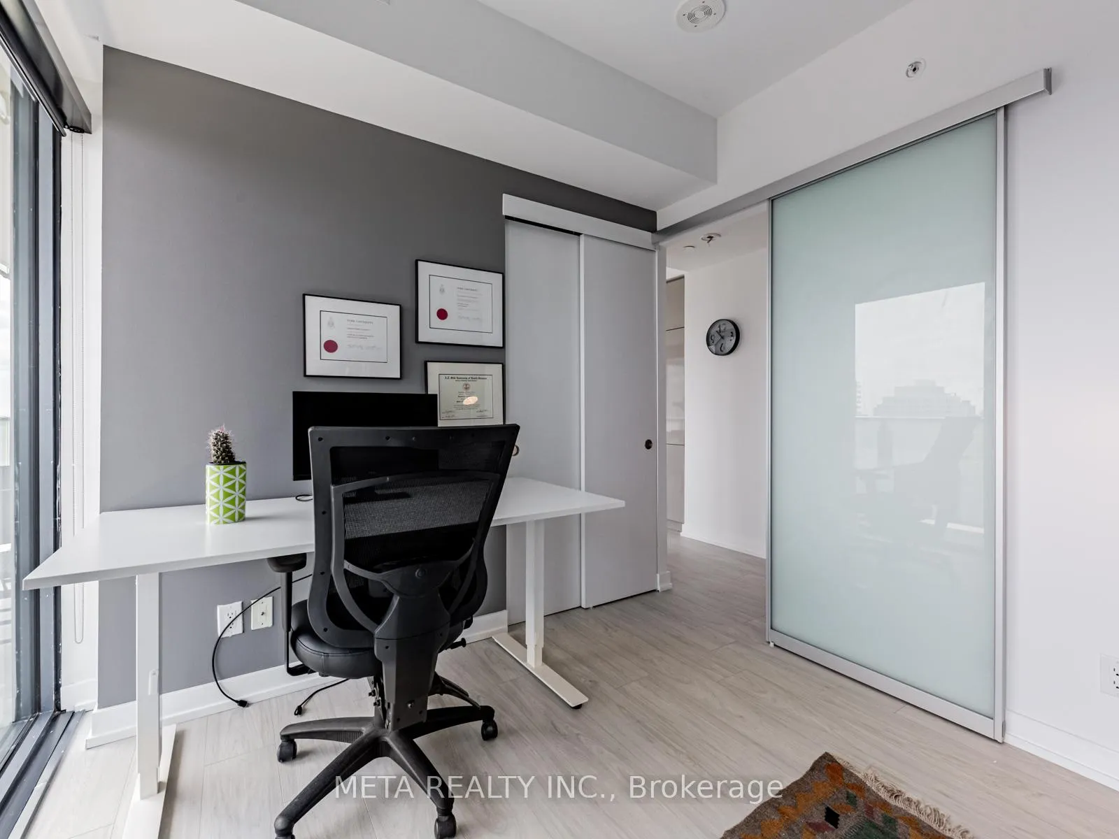 Photo 5 of Unit 2210, 161 Roehampton Avenue E, Toronto, Mount Pleasant West — HOMEH