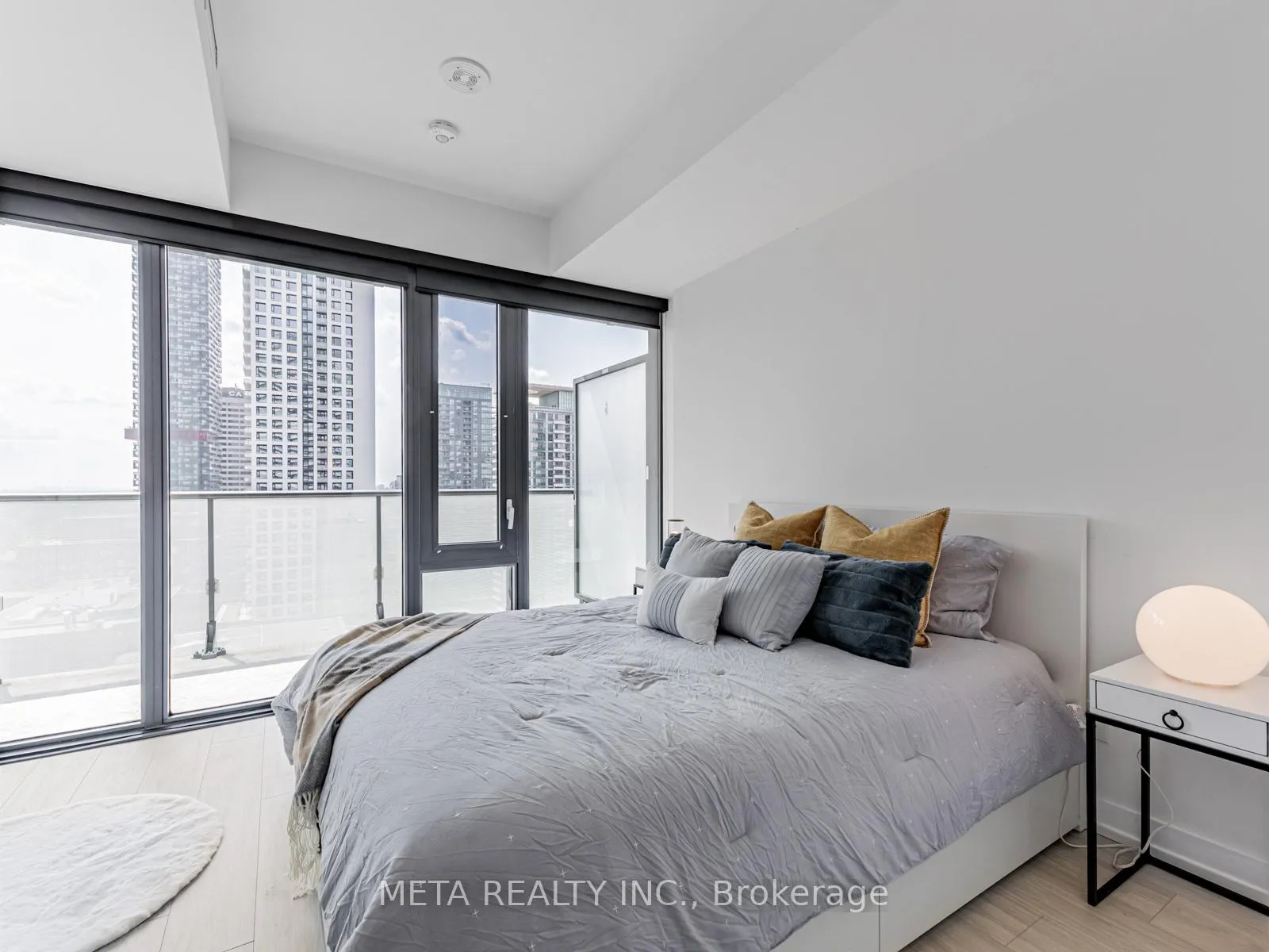Photo 17 of Unit 2210, 161 Roehampton Avenue E, Toronto, Mount Pleasant West — HOMEH