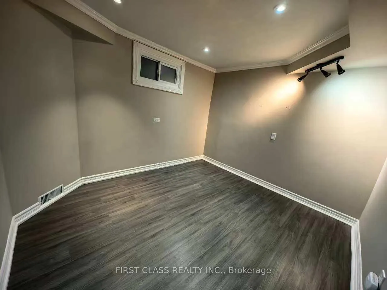 Photo 26 of 31 Richwood Drive, Markham, Sherwood-Amberglen — HOMEH