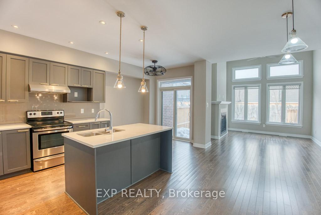 Photo 6 of 758 Carnelian Crescent, Ottawa, Riverside South/Gloucester Glen — HOMEH