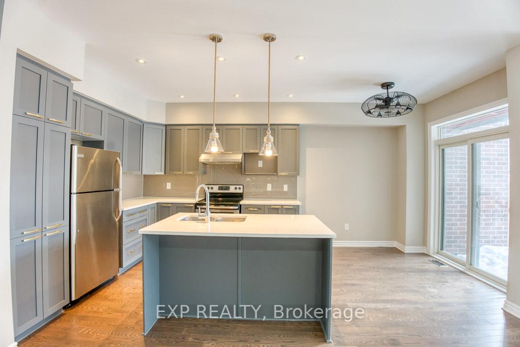 Photo 7 of 758 Carnelian Crescent, Ottawa, Riverside South/Gloucester Glen — HOMEH