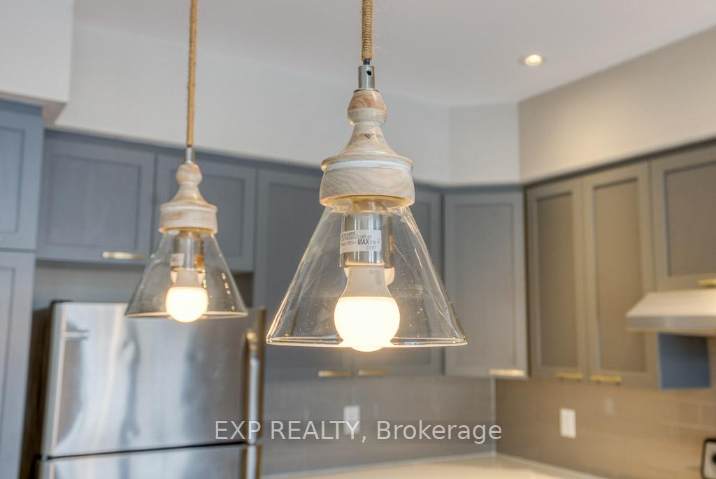 Photo 10 of 758 Carnelian Crescent, Ottawa, Riverside South/Gloucester Glen — HOMEH