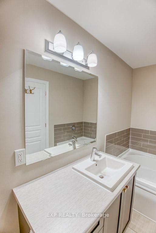 Photo 29 of 758 Carnelian Crescent, Ottawa, Riverside South/Gloucester Glen — HOMEH