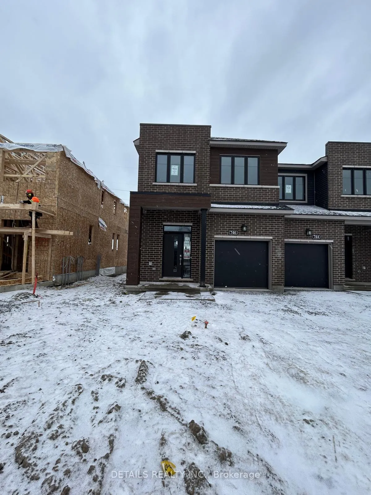 Photo 2 of 746 Fairline Row, Ottawa, Kanata - Emerald Meadows/Trailwest — HOMEH