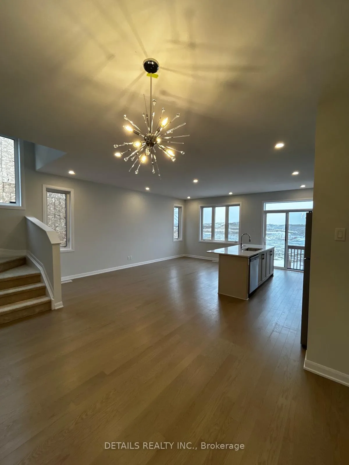 Photo 7 of 746 Fairline Row, Ottawa, Kanata - Emerald Meadows/Trailwest — HOMEH