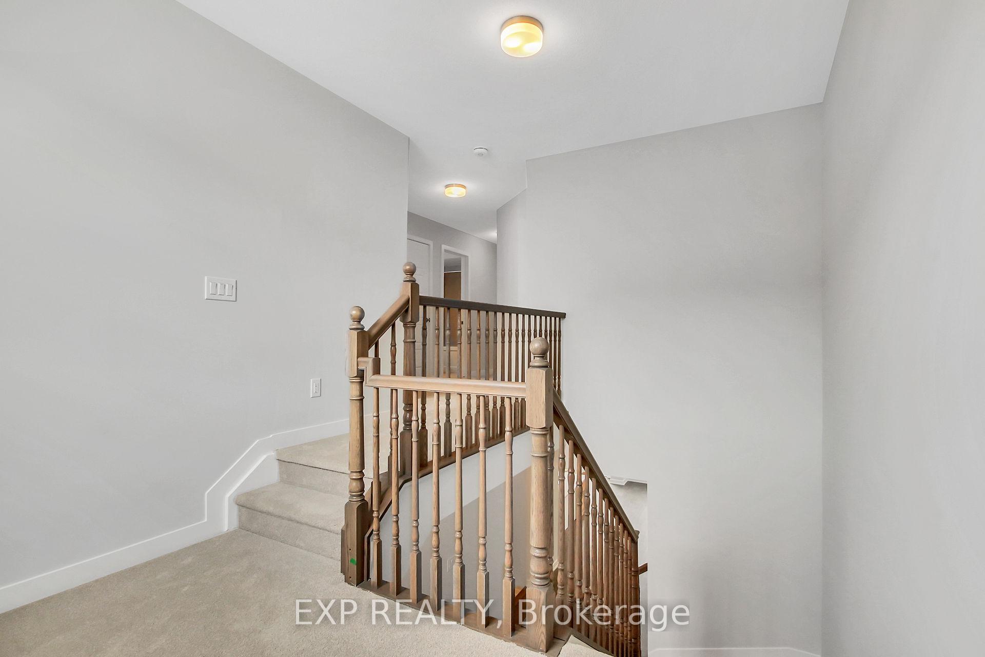 Photo 10 of 662 Cygnus Street, Ottawa, Barrhaven - Half Moon Bay — HOMEH