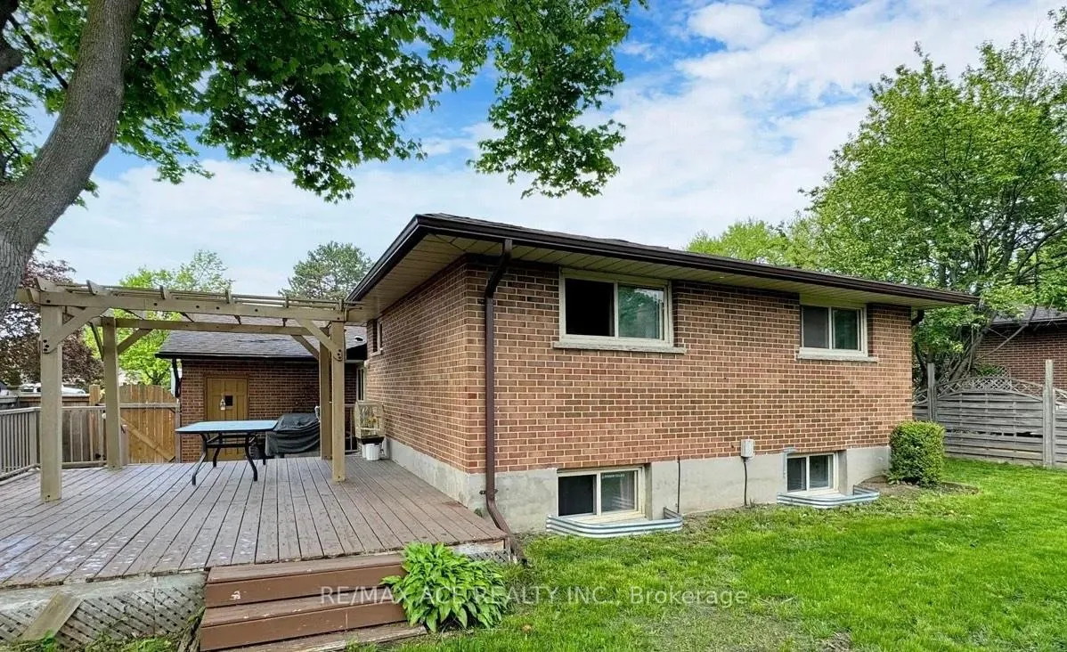 Photo 23 of 603 Braemor Court, Oshawa, McLaughlin — HOMEH