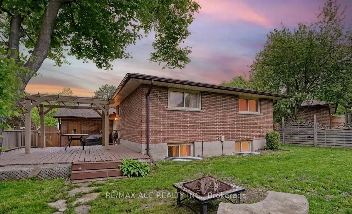 Photo 25 of 603 Braemor Court, Oshawa, McLaughlin — HOMEH