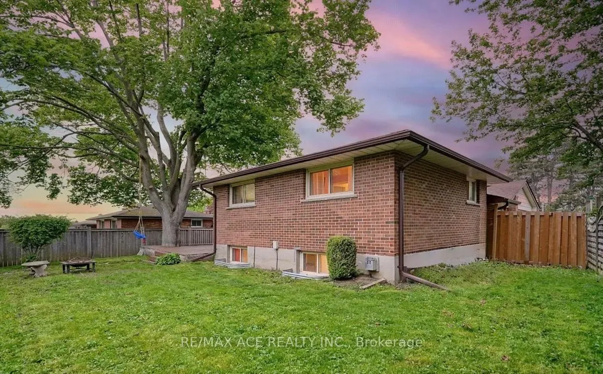Photo 26 of 603 Braemor Court, Oshawa, McLaughlin — HOMEH