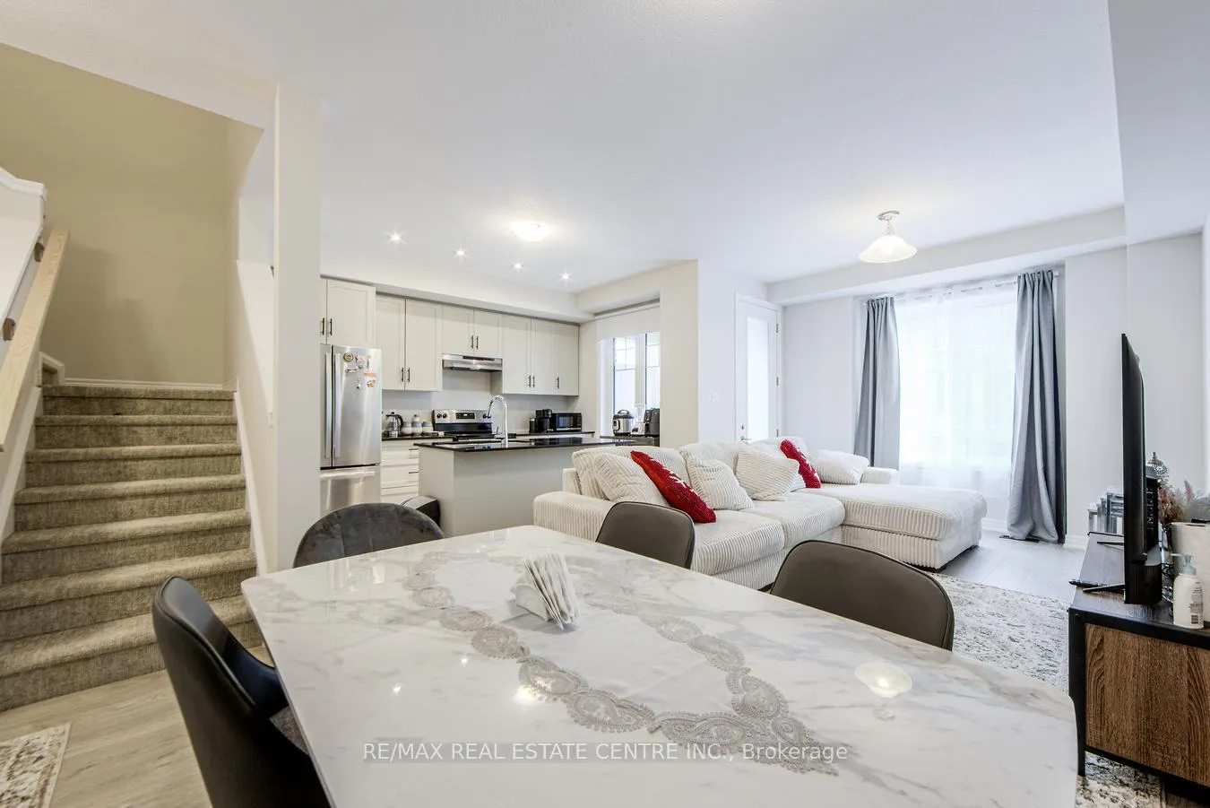 Photo 7 of Unit 128, 10 Birmingham Drive, Cambridge — HOMEH