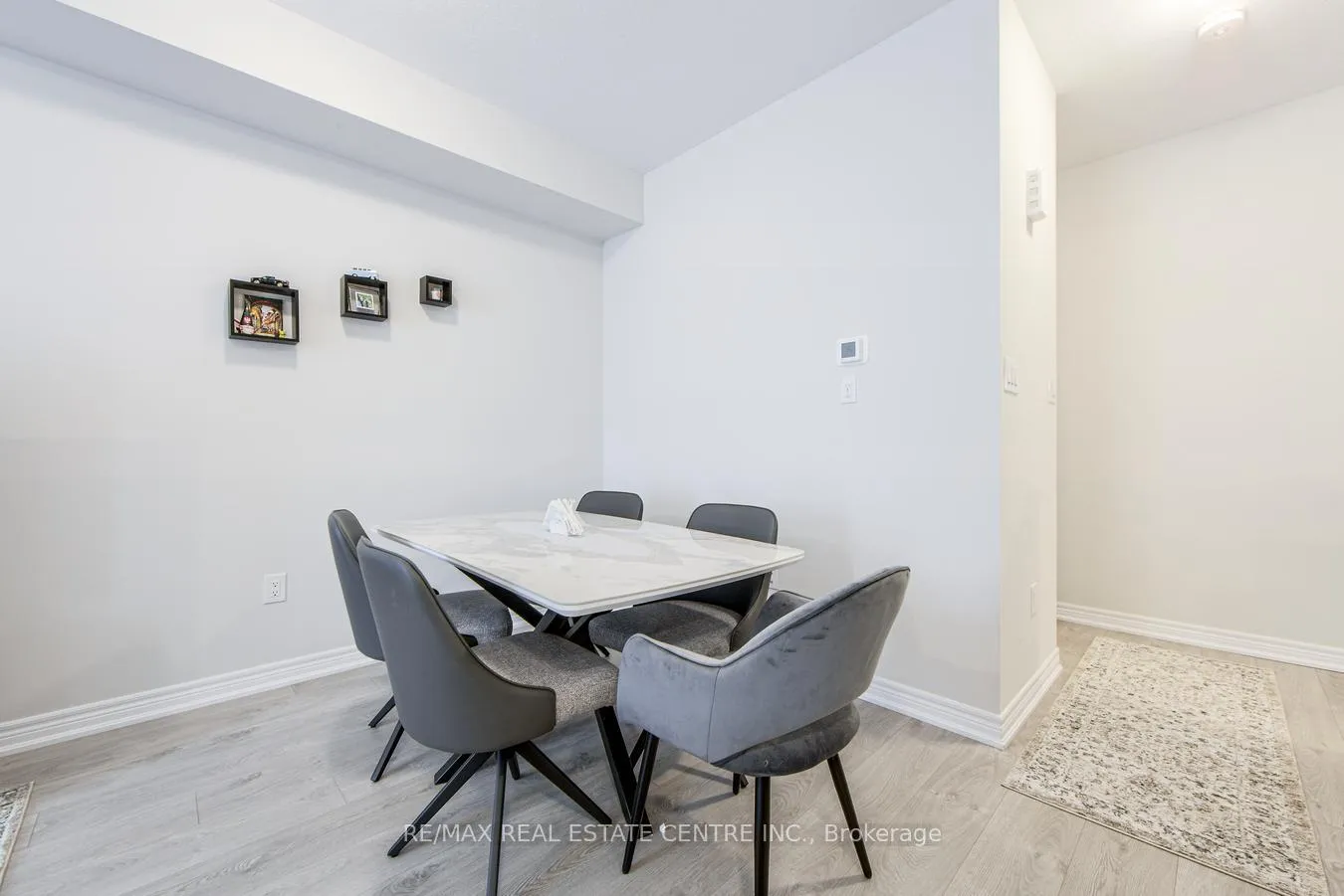 Photo 16 of Unit 128, 10 Birmingham Drive, Cambridge — HOMEH