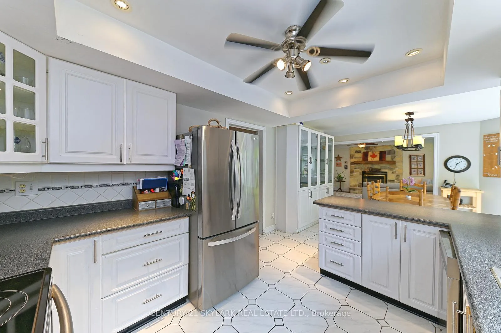 Photo 6 of 33 Hathaway Court, Caledon, Bolton North — HOMEH
