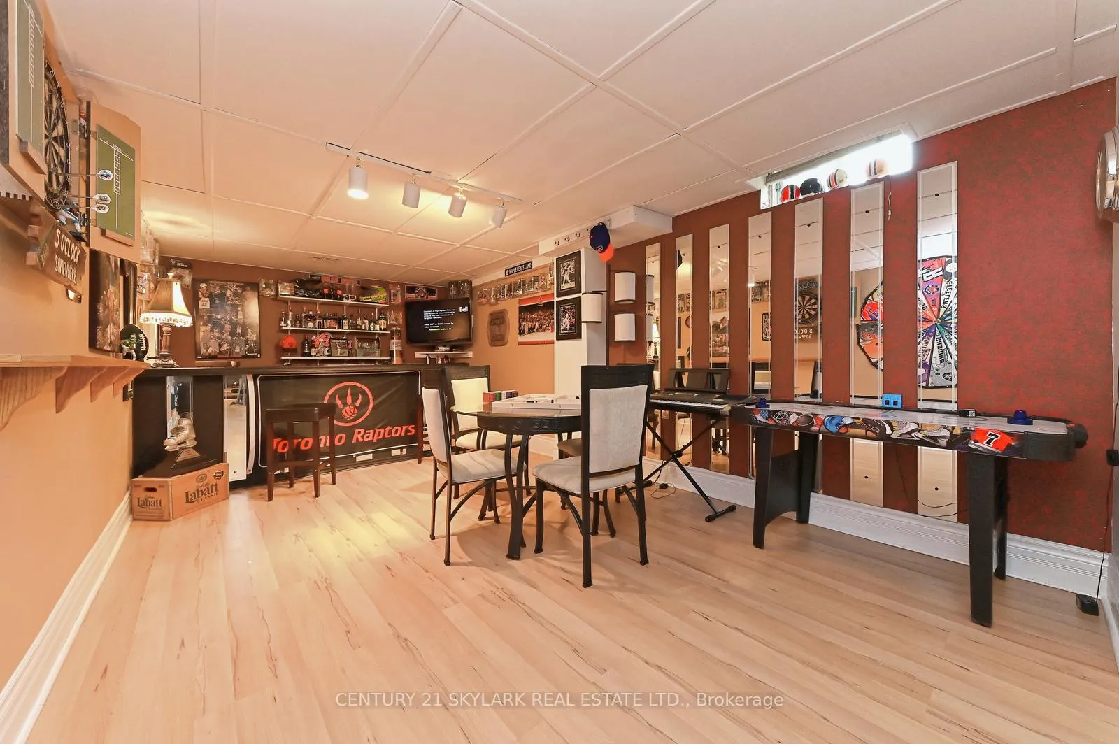 Photo 29 of 33 Hathaway Court, Caledon, Bolton North — HOMEH