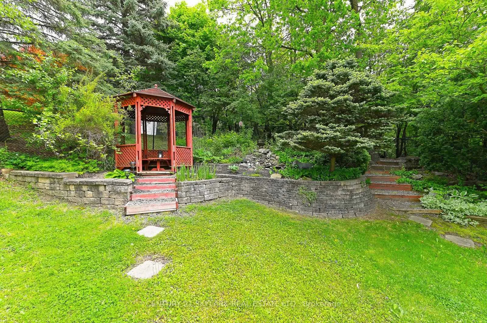 Photo 33 of 33 Hathaway Court, Caledon, Bolton North — HOMEH